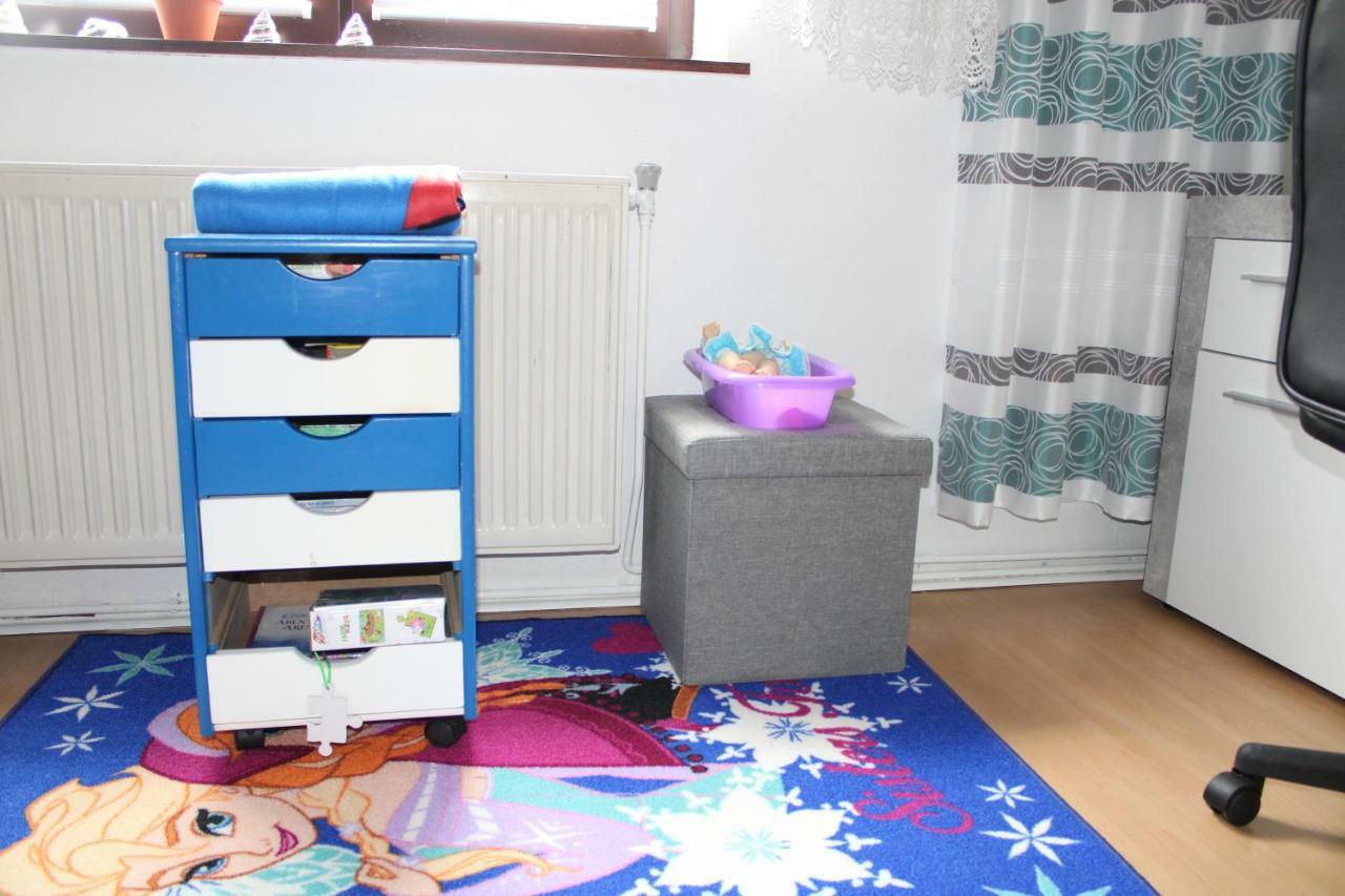 פארנדורף Holiday House Huszar מראה חיצוני תמונה