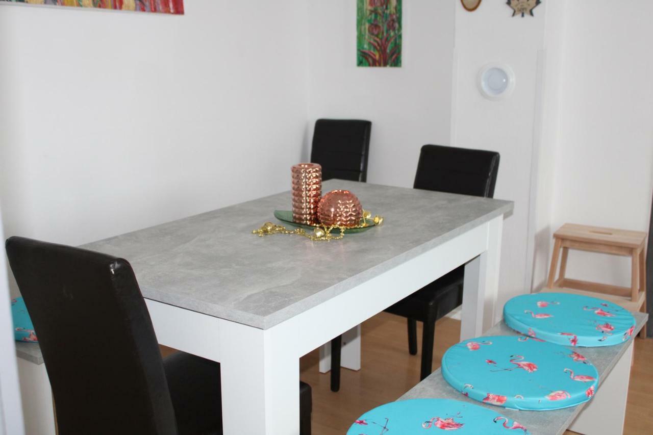 פארנדורף Holiday House Huszar מראה חיצוני תמונה